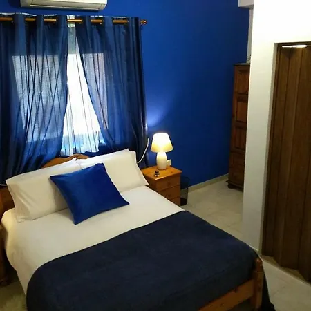 Homestay Host Family In